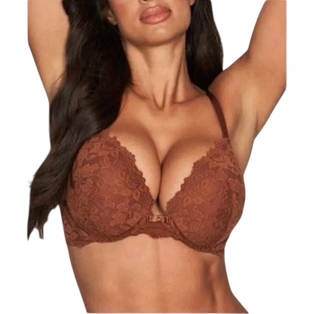 Frederick’s of Hollywood Jessica push-up bra